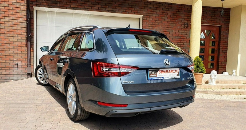 Skoda Superb cena 81300 przebieg: 135590, rok produkcji 2017 z Rzeszów małe 781